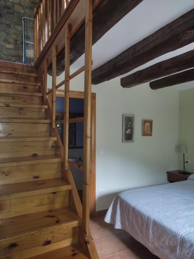 Apartamentos Vina Olivan Sarvisé المظهر الخارجي الصورة