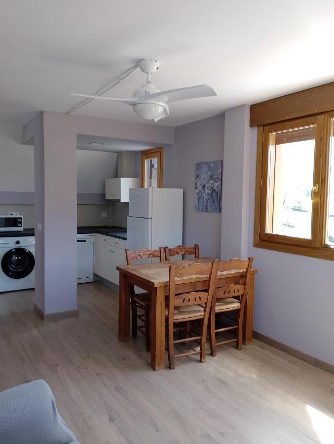 Apartamentos Vina Olivan Sarvisé المظهر الخارجي الصورة