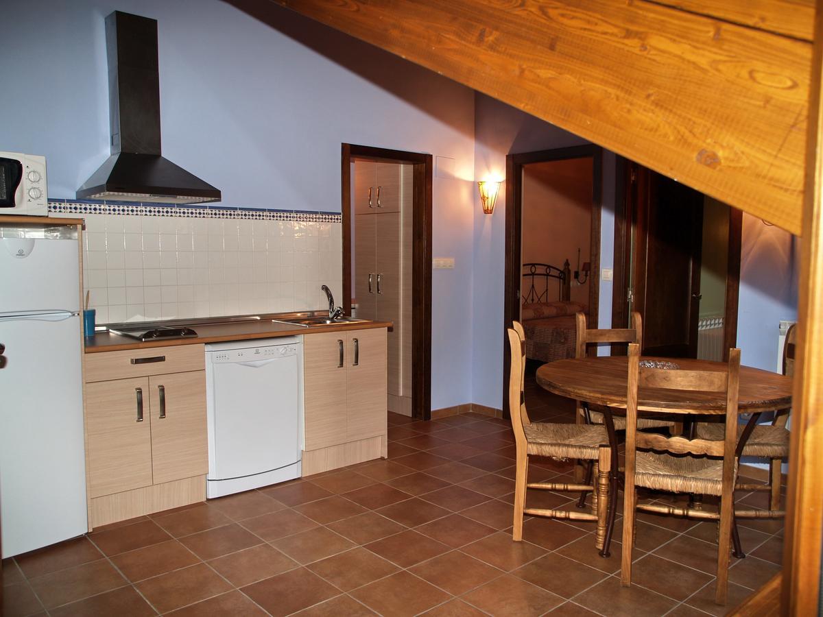 Apartamentos Vina Olivan Sarvisé المظهر الخارجي الصورة